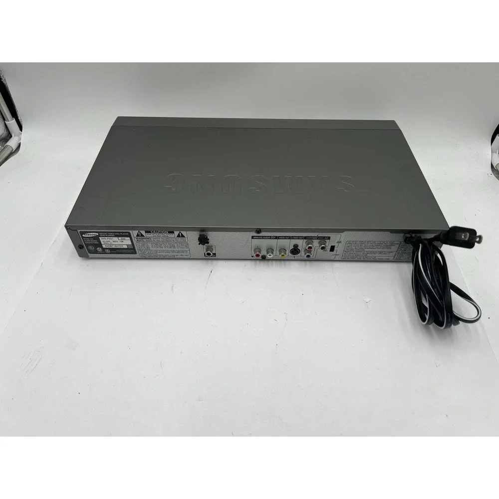 Samsung DVD-P231 DVD Player Tested Working w/ Extra Long RCA AV Cable
